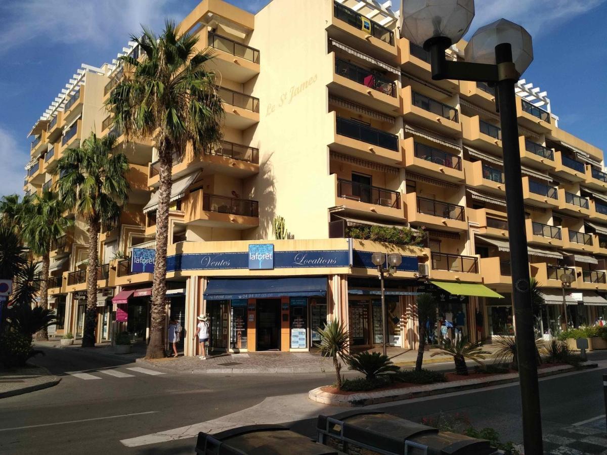 Residence Le St James Le Lavandou Exterior foto